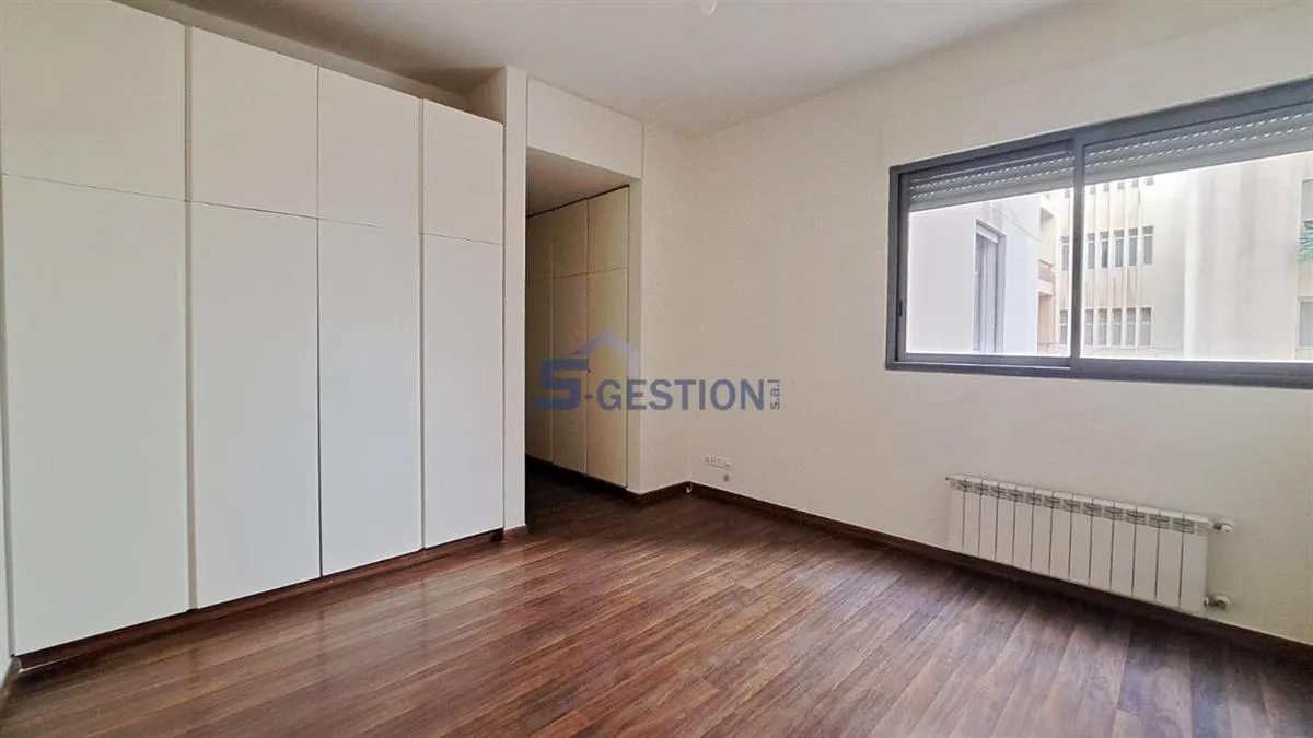 Apartment for Sale in Achrafieh - 3 bed, 4 bath