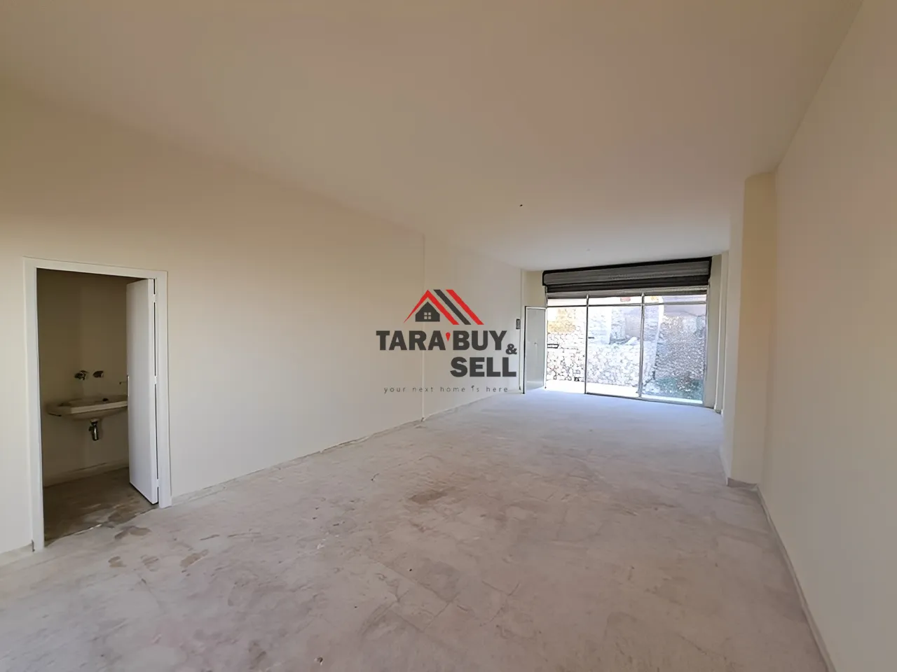 Shop for Sale in Aazra Wil Aazr, Lebanon