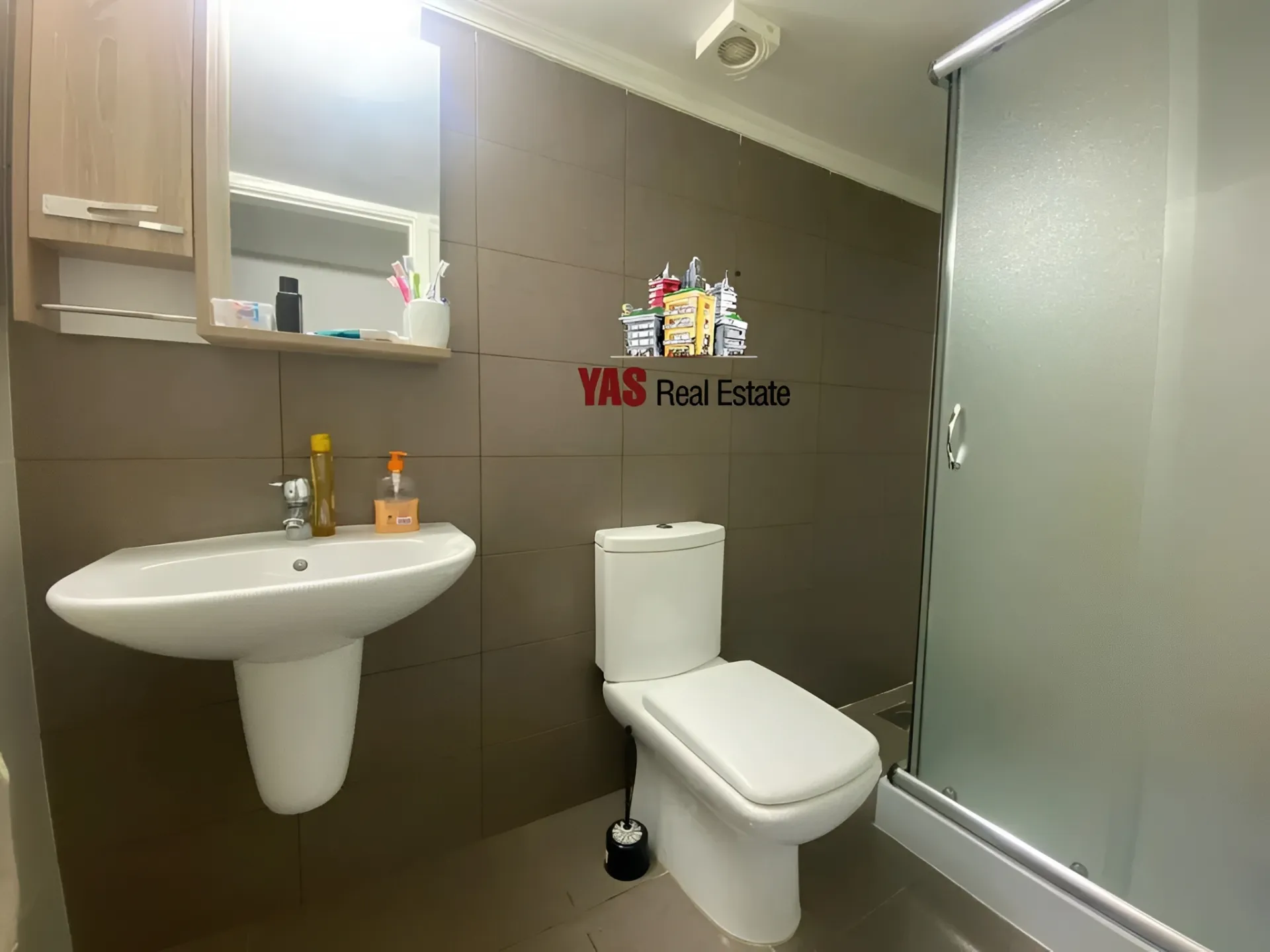 Apartment for Sale in Ajaltoun - 3 bed, 4 bath