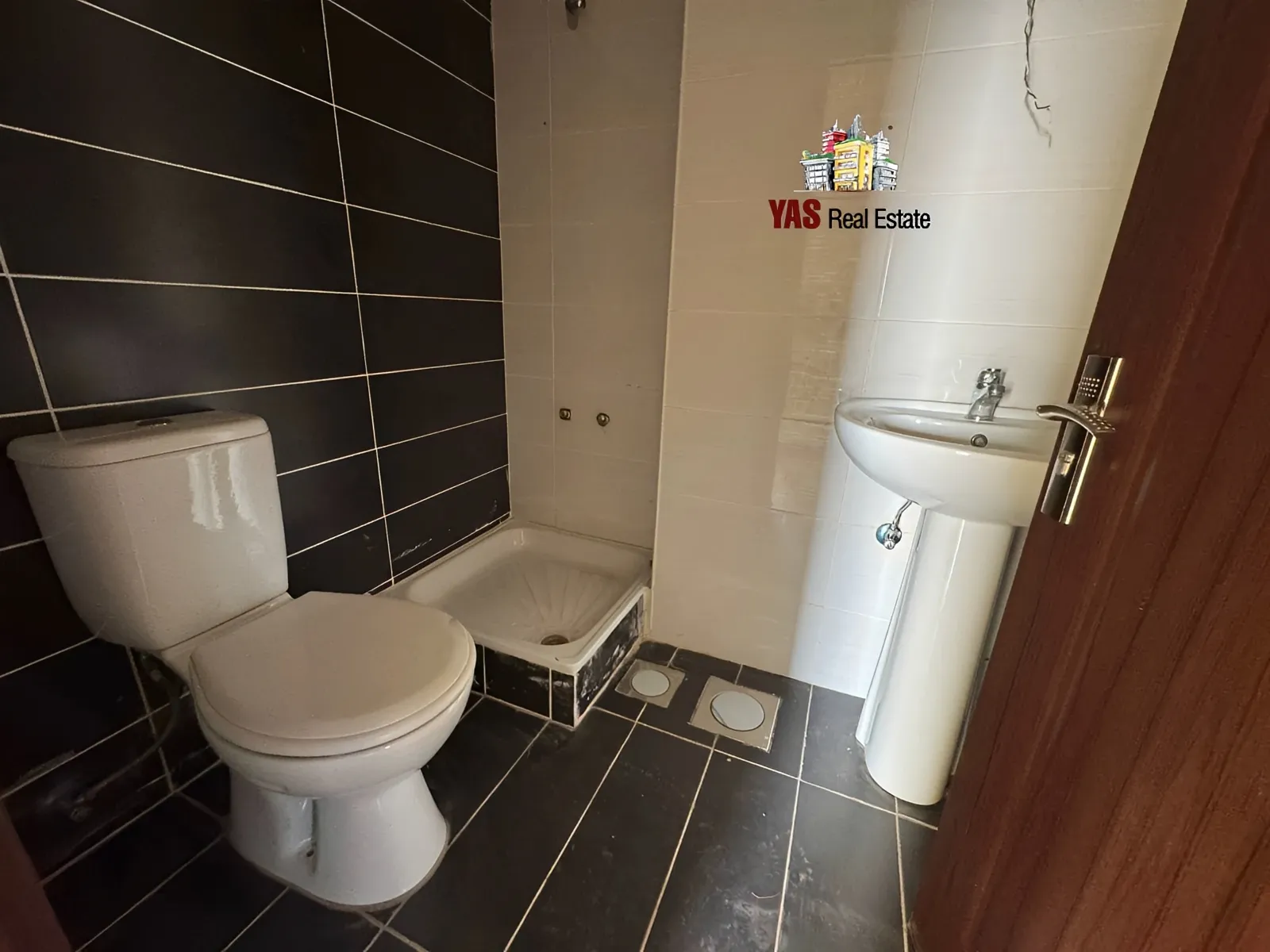 Apartment for Sale in Adonis
