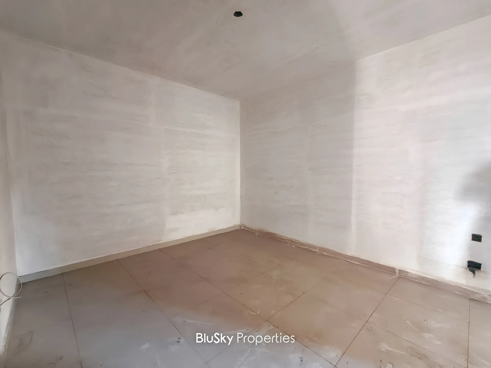 Apartment for sale in Sabtiyeh, lebanon