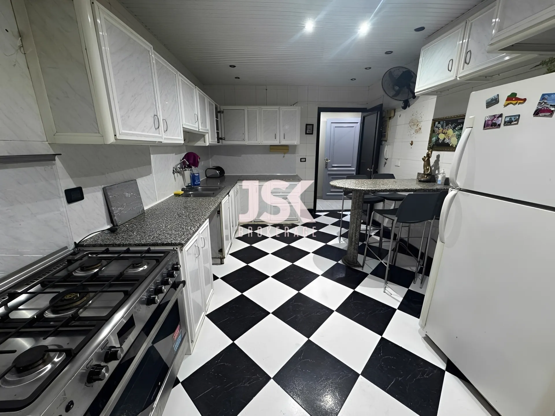 Apartment for Sale in Mazraat Yachoua