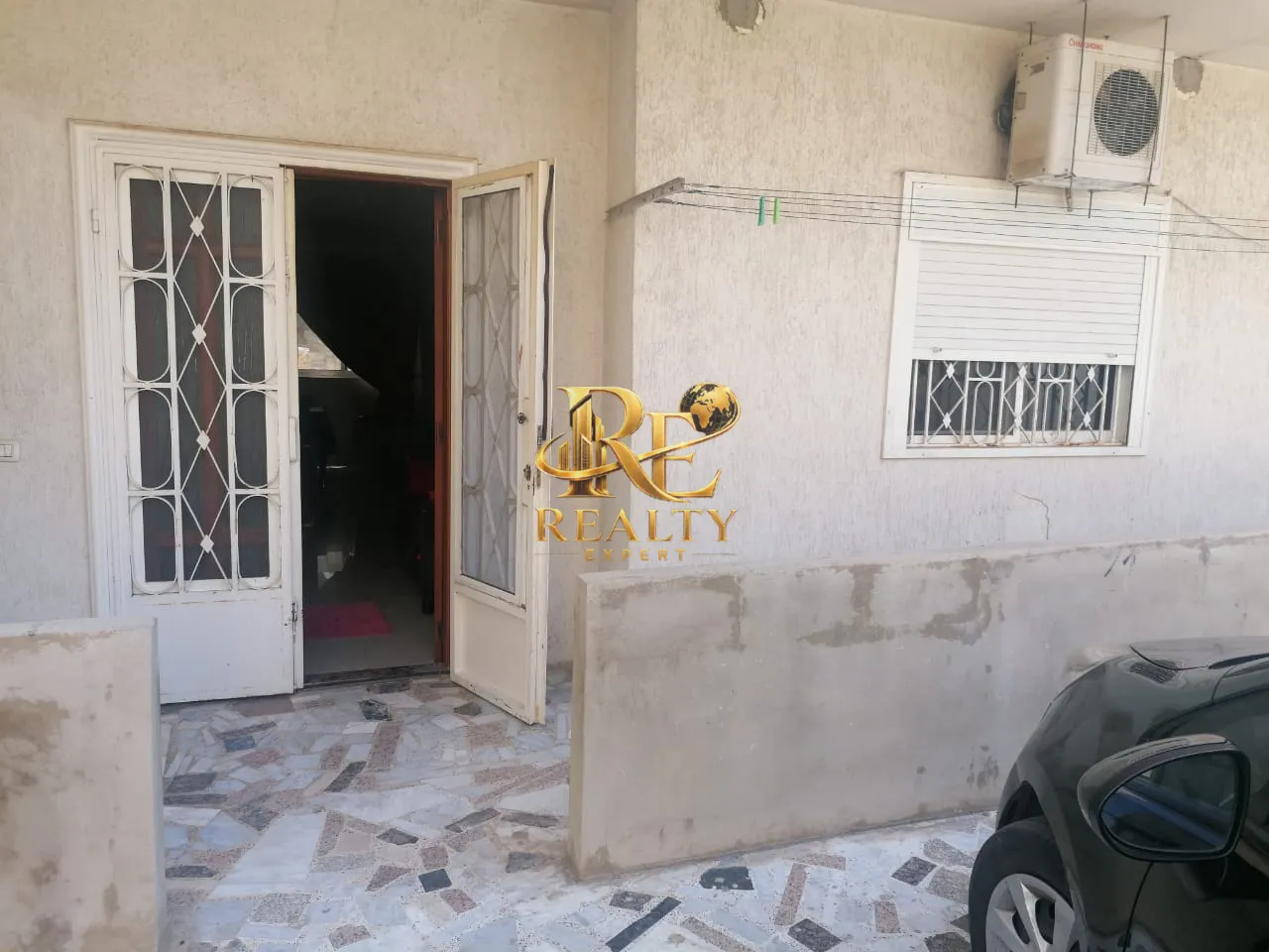 شقة for sale in بعبدا، لبنان
