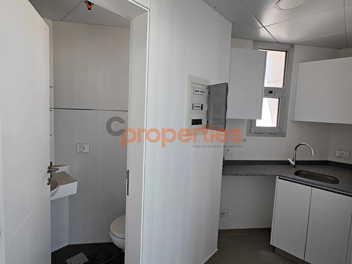 Office for Rent in Horch Tabet