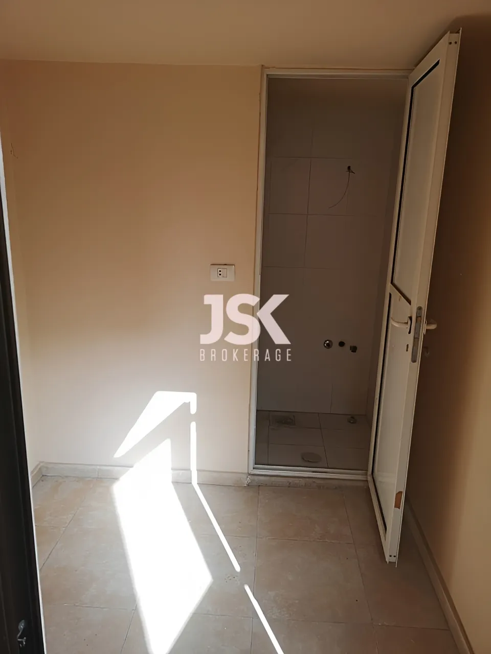 Apartment for Sale in Dekwaneh