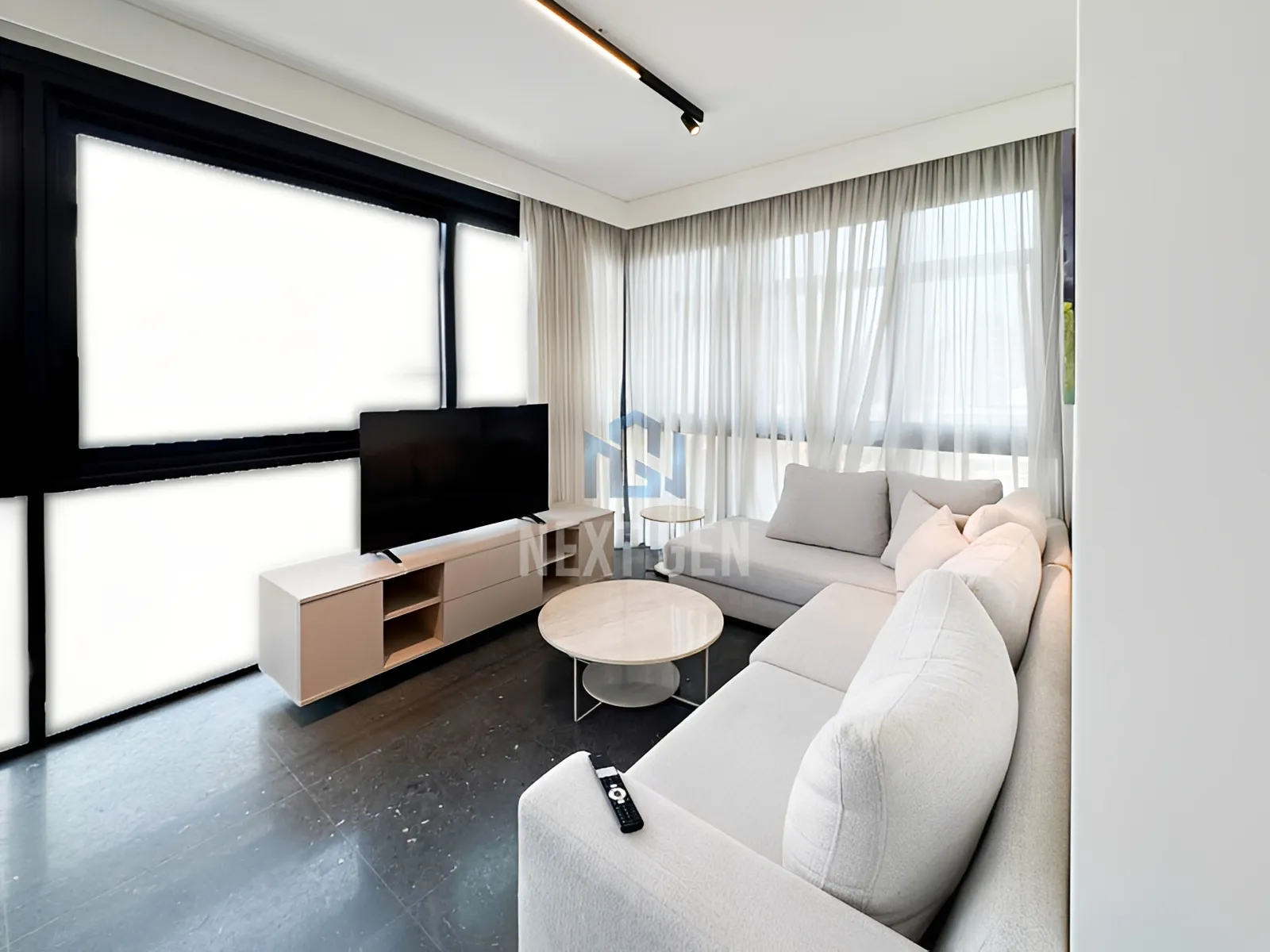 Apartment for Rent in Achrafieh - 2 bed, 4 bath