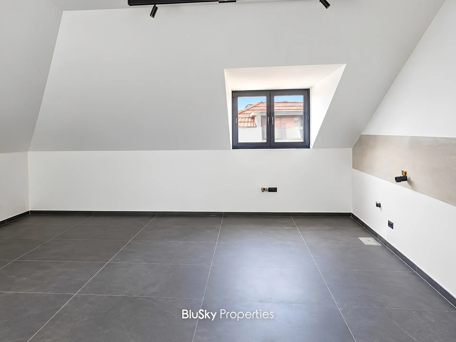 Apartment for sale in Ouyoun