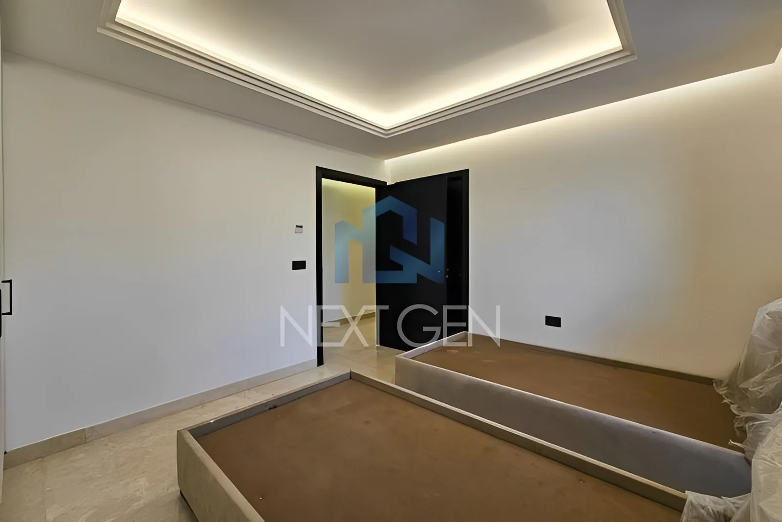 Apartment for Sale in Raoucheh, Beirut, Lebanon