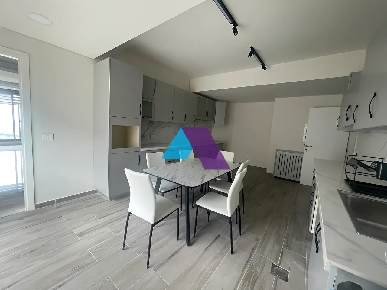 Apartment for Sale in Ain Saadeh