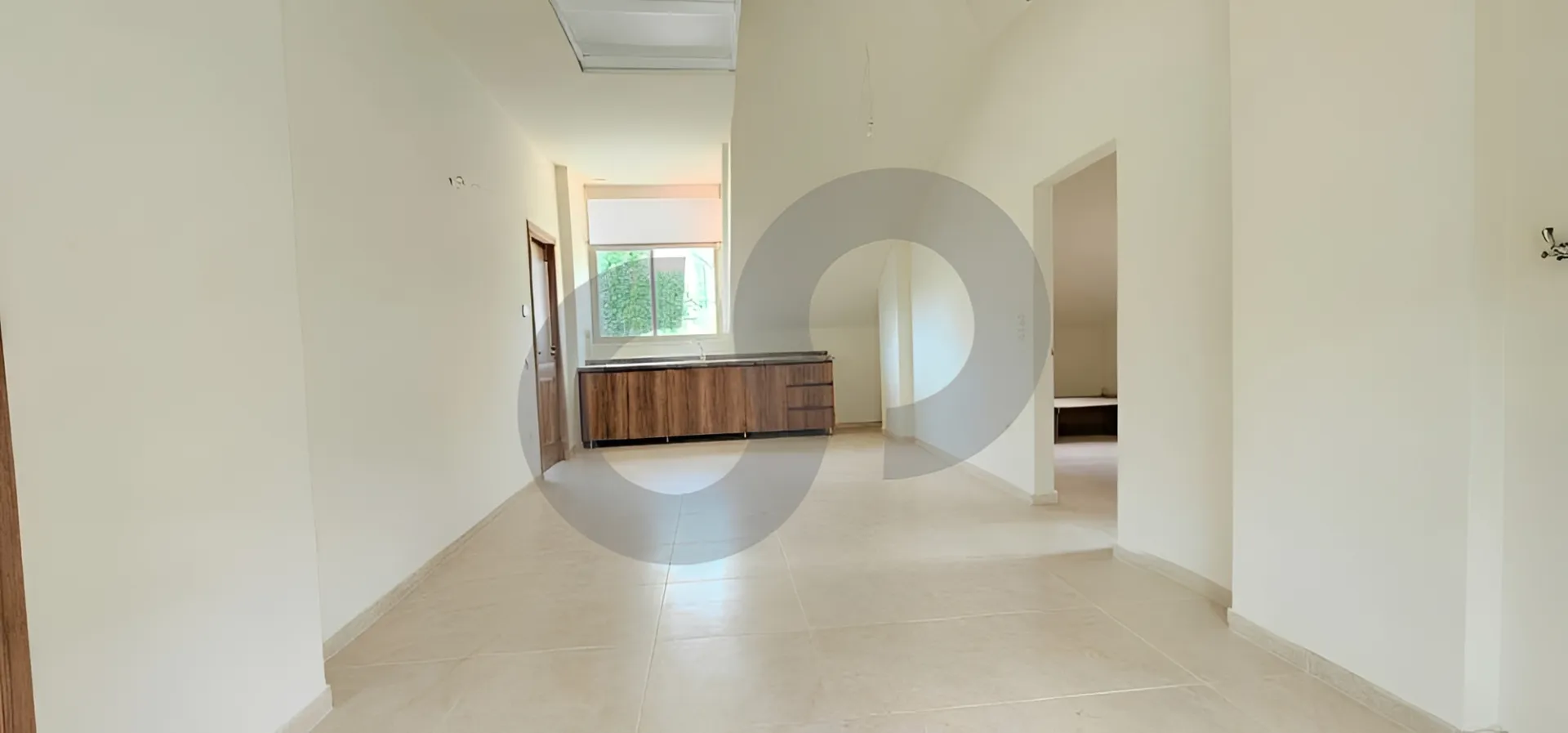 Apartment for Sale in Ain Aalaq