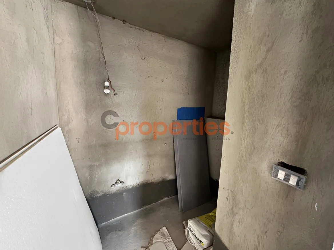 Apartment for Sale in Ain Aar