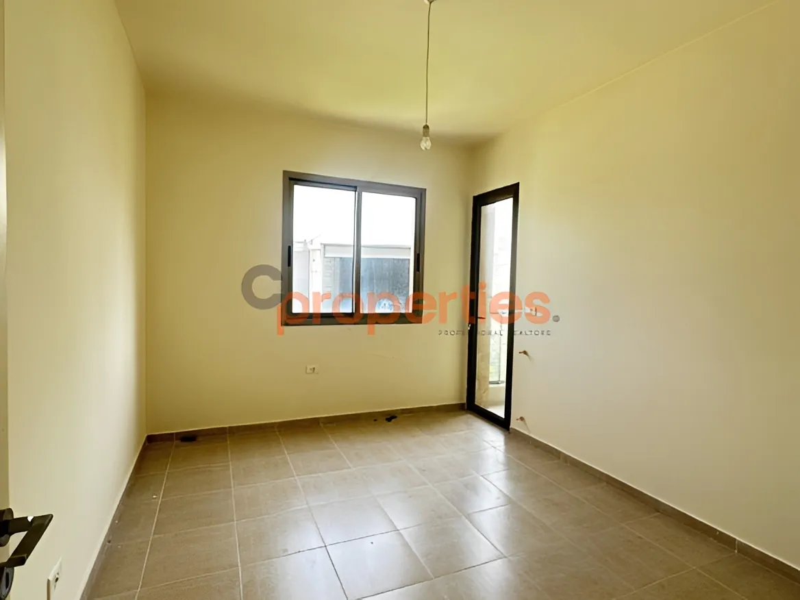 Apartment for Sale in Aamchit