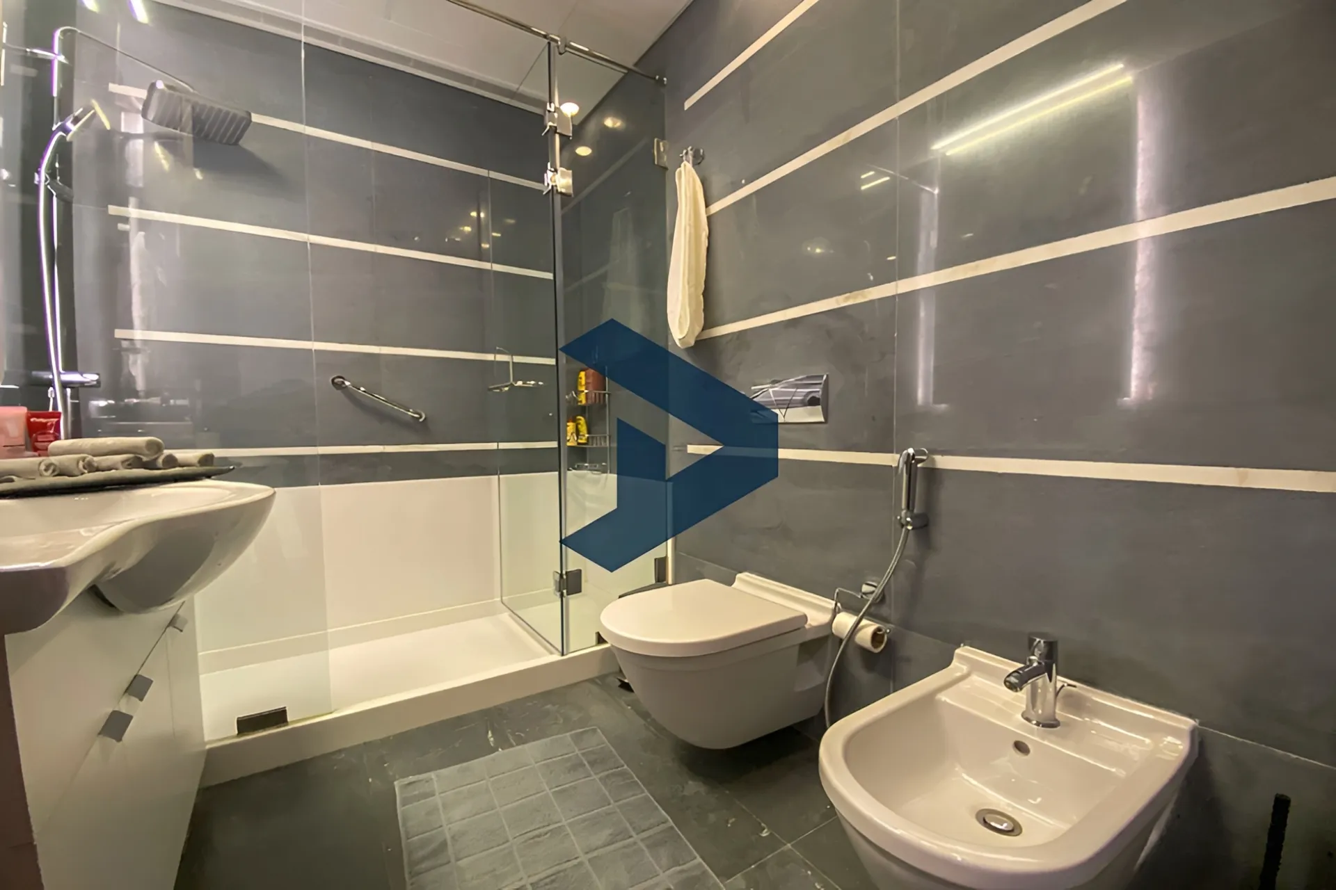 Apartment for rent in Saifi Village, Beirut, Lebanon