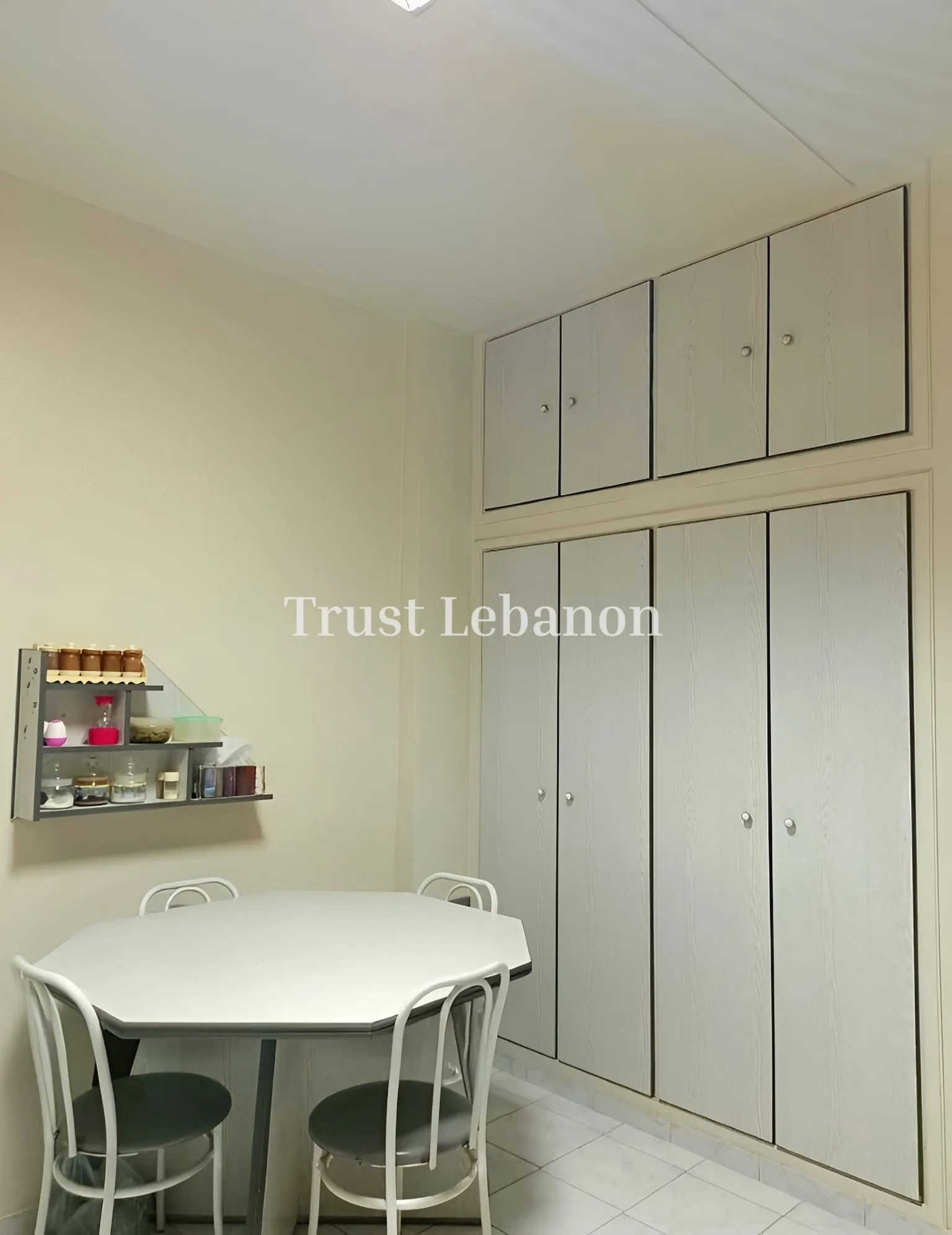 Apartment for rent in Haret Sakher, Lebanon
