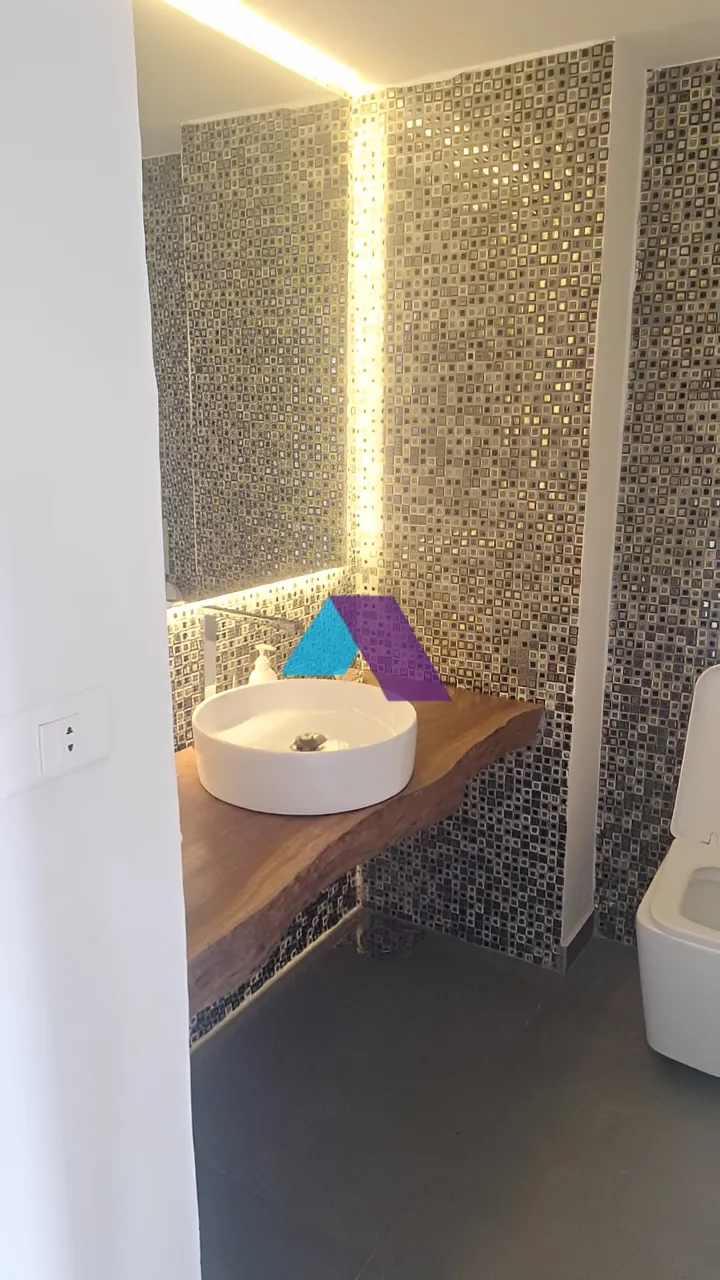 Apartment for Sale in Achrafieh - 3 bed, 4 bath
