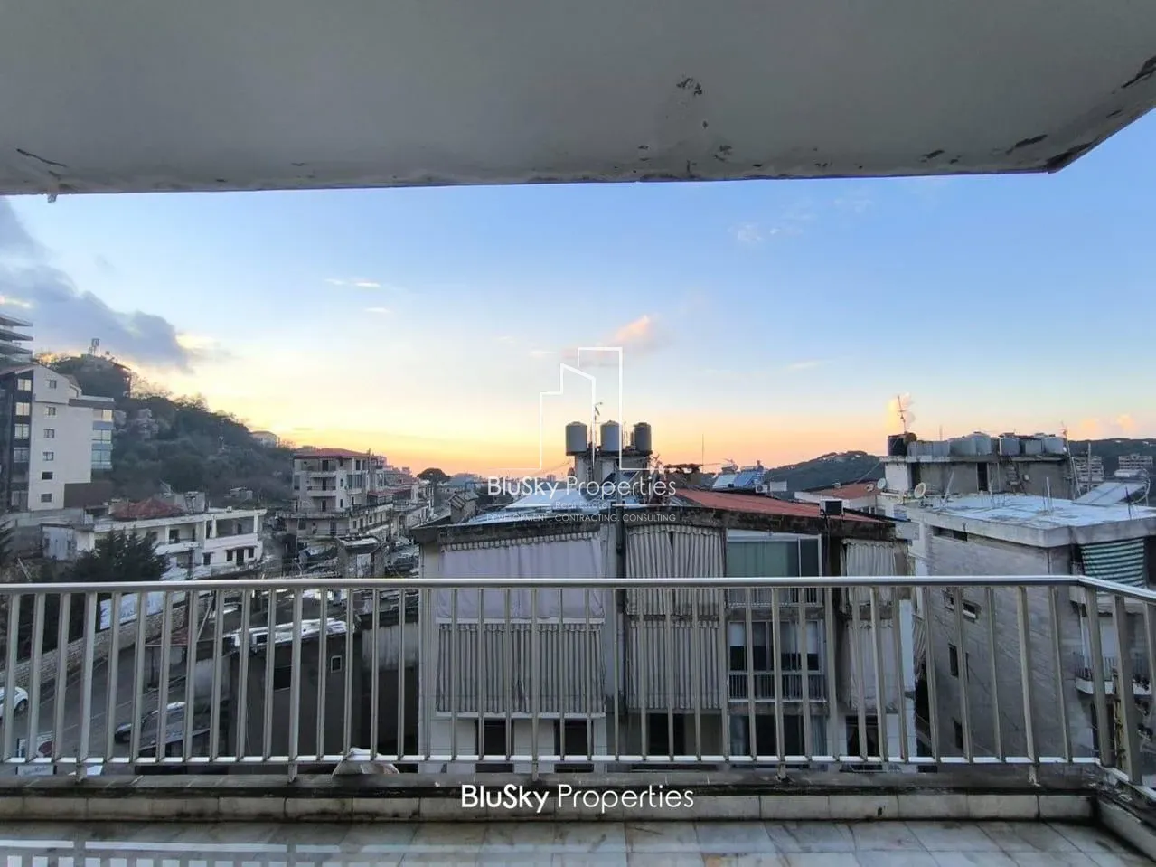 Apartment for Sale in Atchaneh - 3 bed, 2 bath
