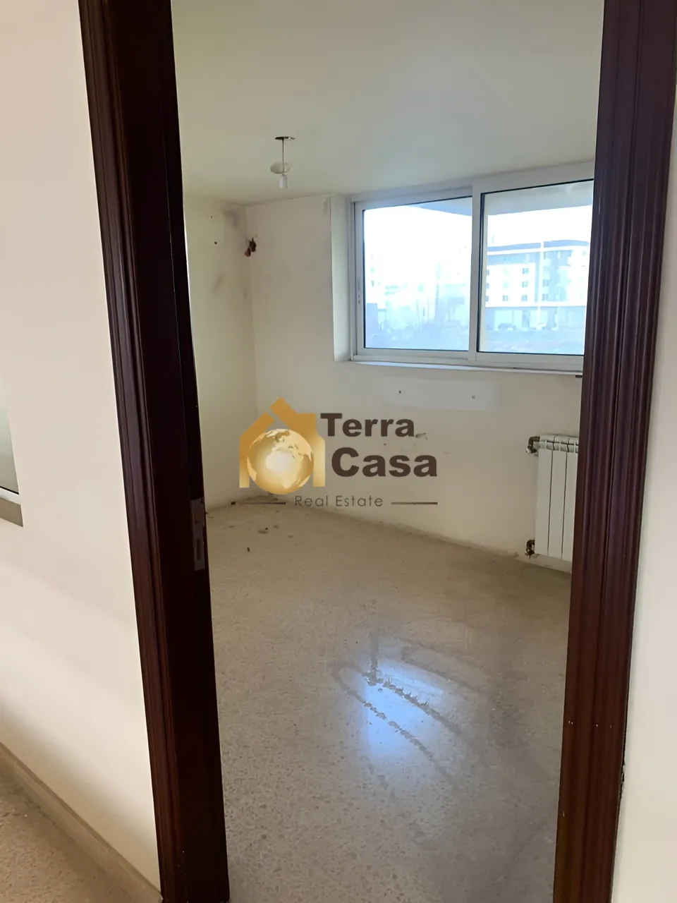 Office for Rent in Haouch el Omara
