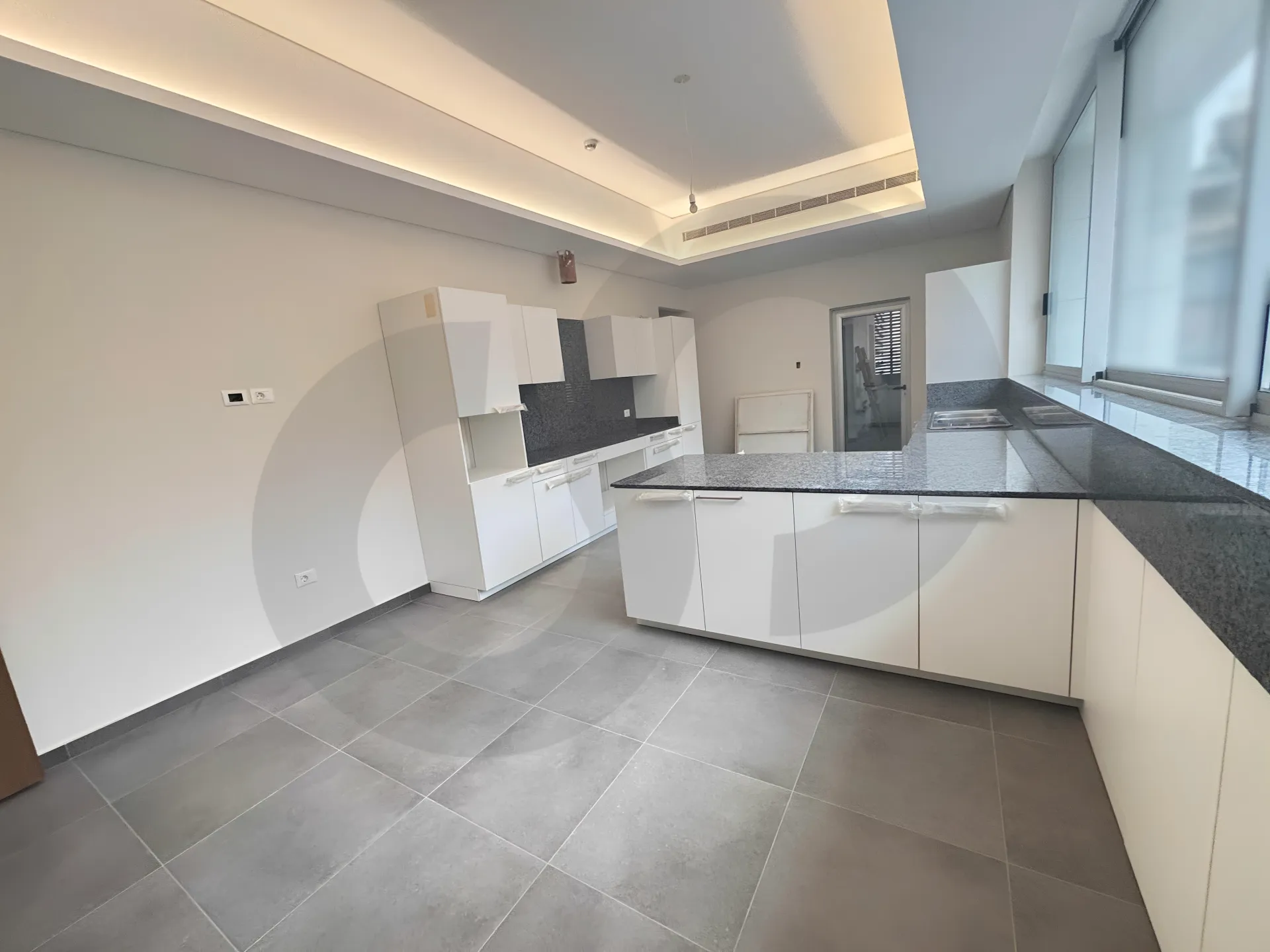 Apartment for Sale in Ain Al Mraiseh