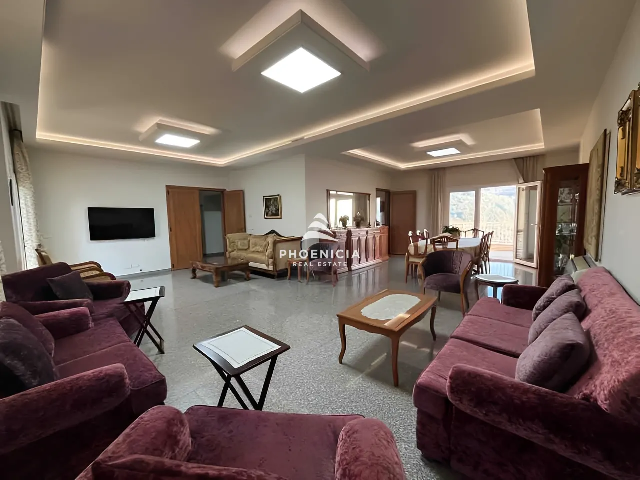 Villa for Sale in Kfardebian