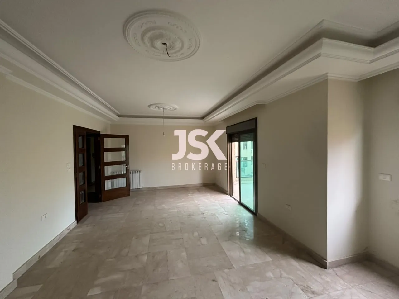 Apartment for Rent in Mazraat Yachoua
