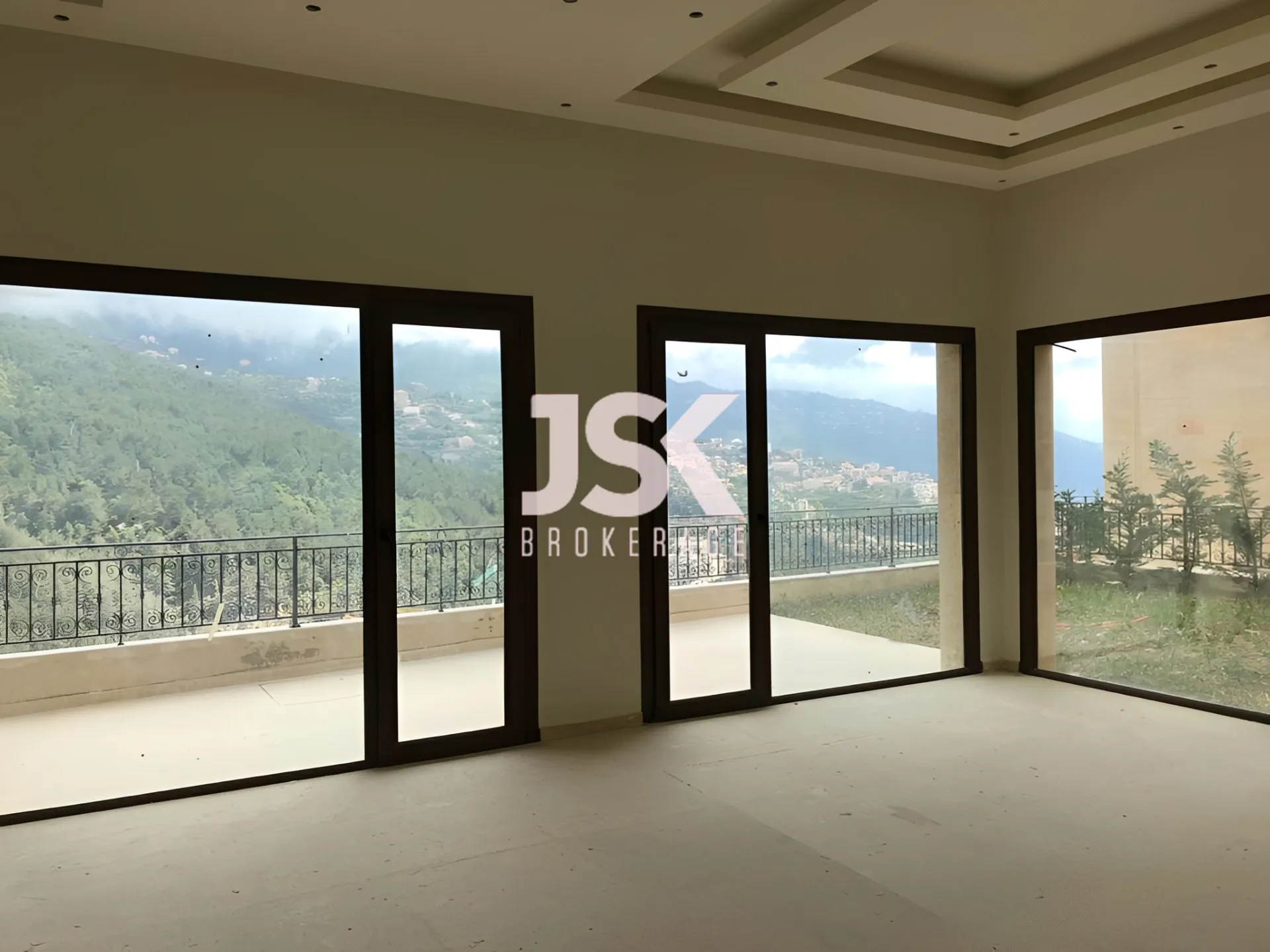 Villa for Sale in Fatqa, Lebanon