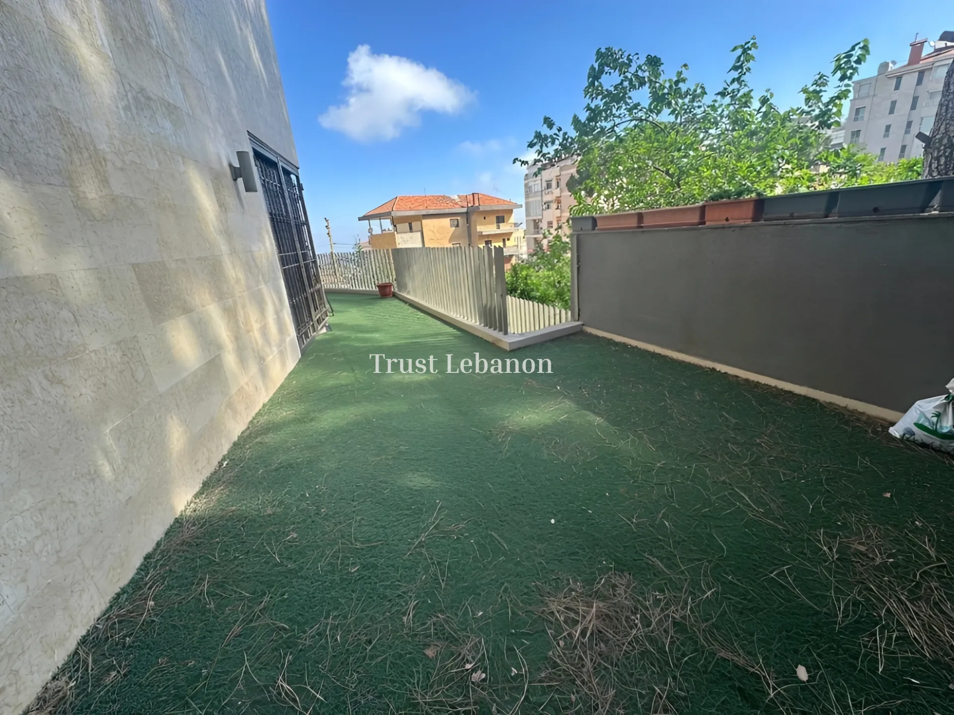Apartment for sale in Ain Saadeh, Lebanon - 3 bed, 5 bath