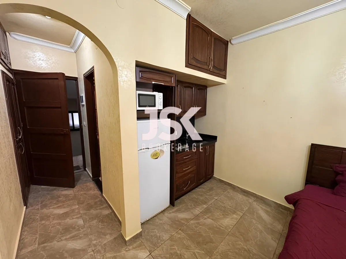 Apartment for Rent in Ramleh Al Bayda, Beirut, Lebanon - 1 bath