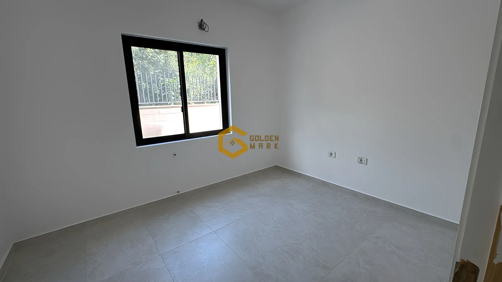 Apartment for Sale in Dbayeh - 3 bed, 5 bath