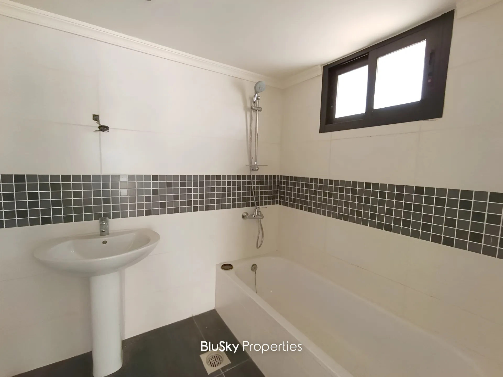 Apartment for sale in Hboub, aannaya, lebanon