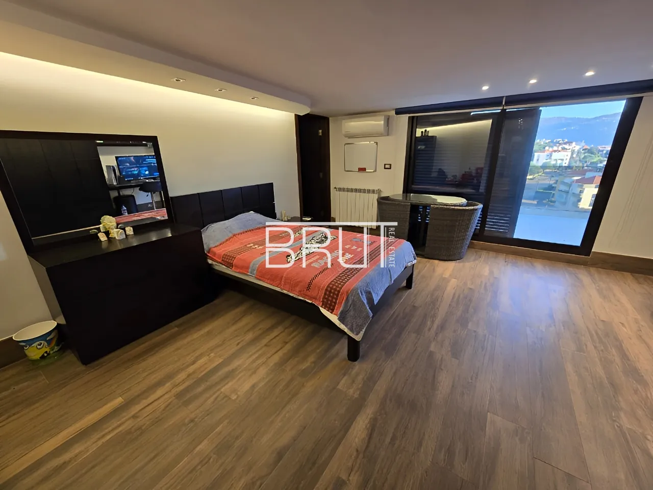 Duplex for Sale in Ballouneh