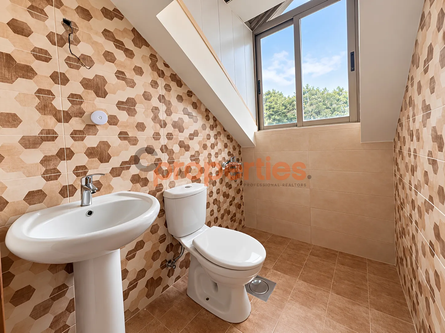 Apartment for Sale in Ain Aar