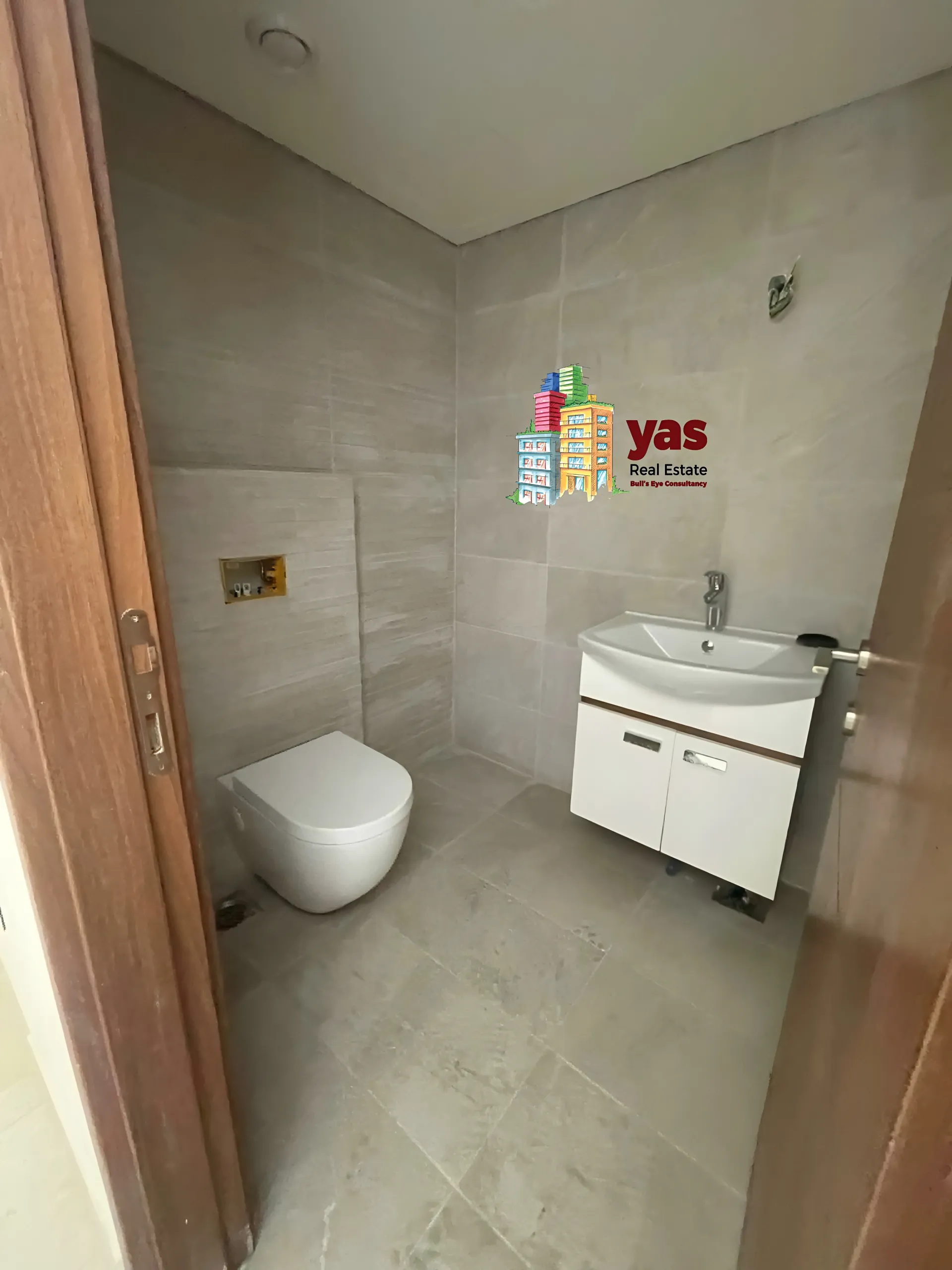 Apartment for Sale in Achrafieh - 3 bed, 5 bath