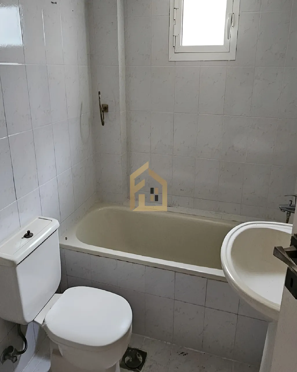 Apartment for sale in Zouk Mosbeh, Lebanon - 3 bed, 2 bath