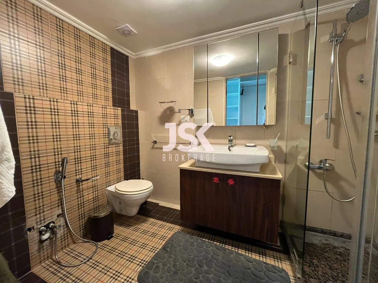 Apartment for Rent in Habboub