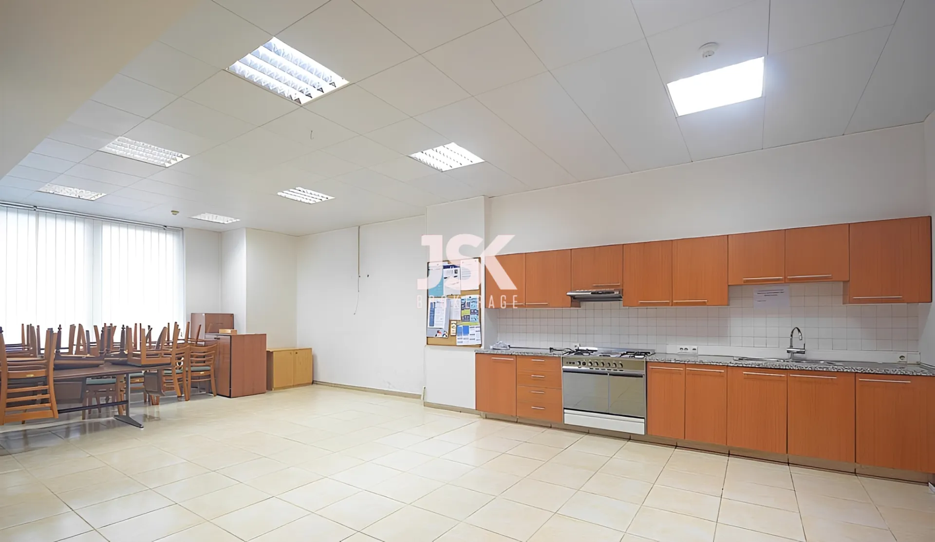Office for Rent in Achrafieh