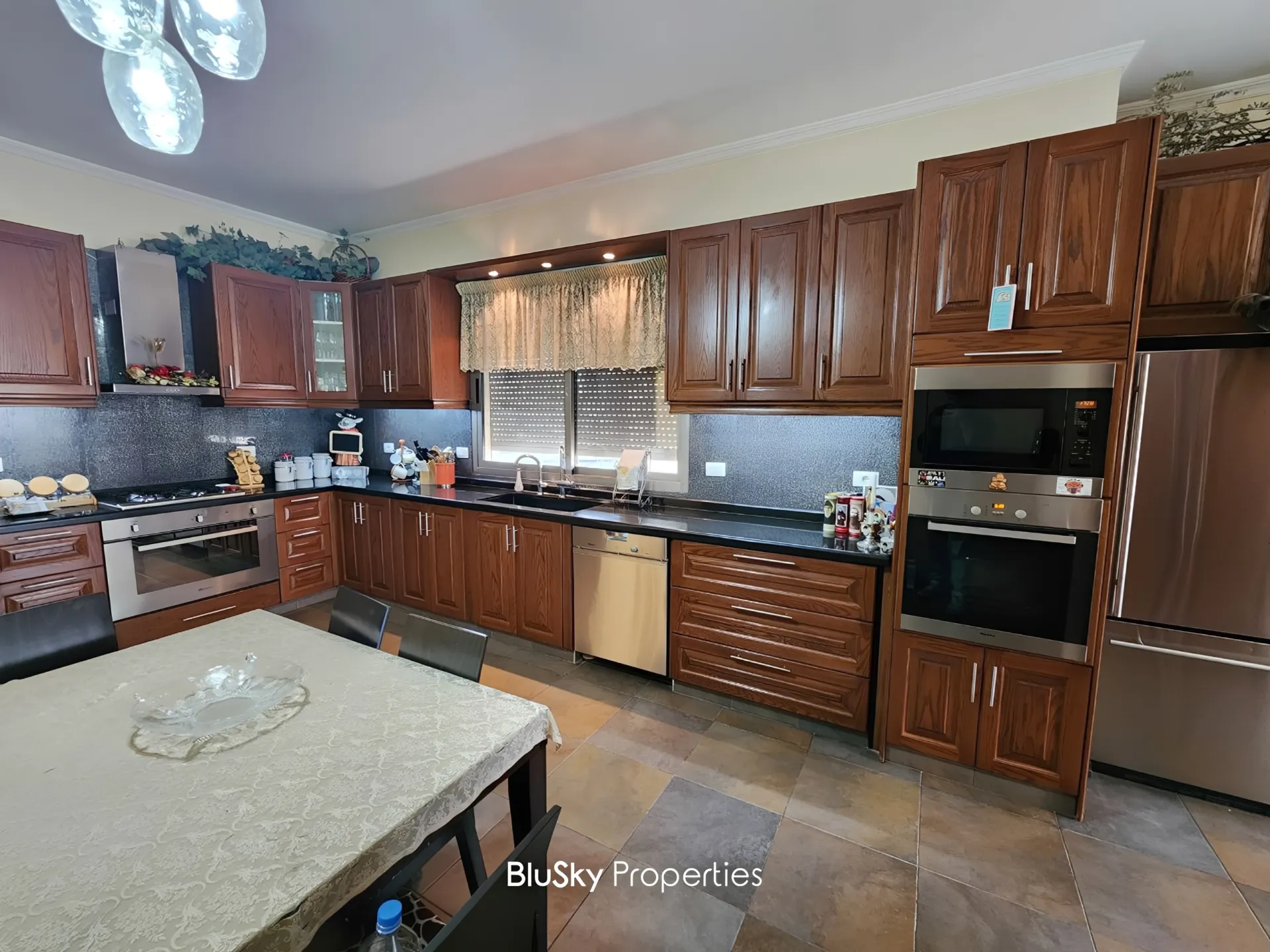 Apartment for rent in Horch tabet, lebanon