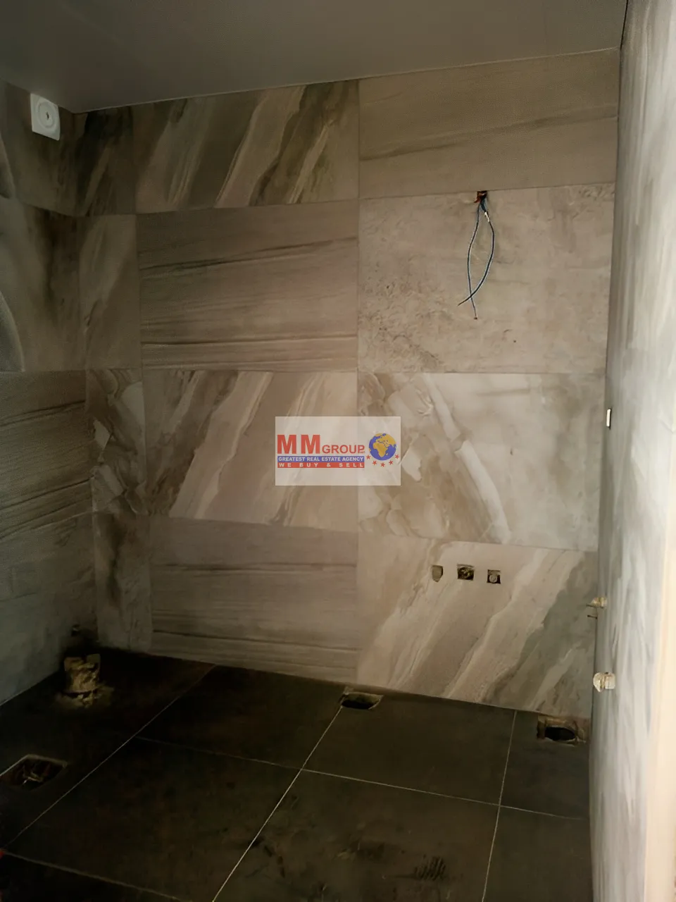 Duplex for Sale in Oyoun