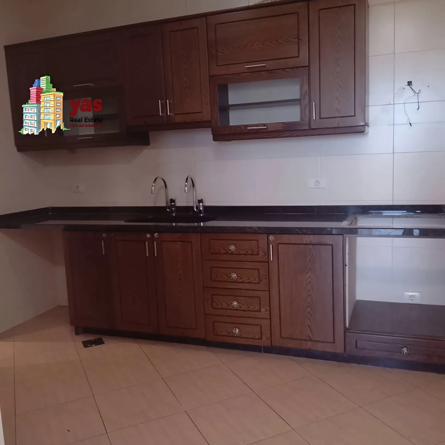 Apartment for Sale in Halat