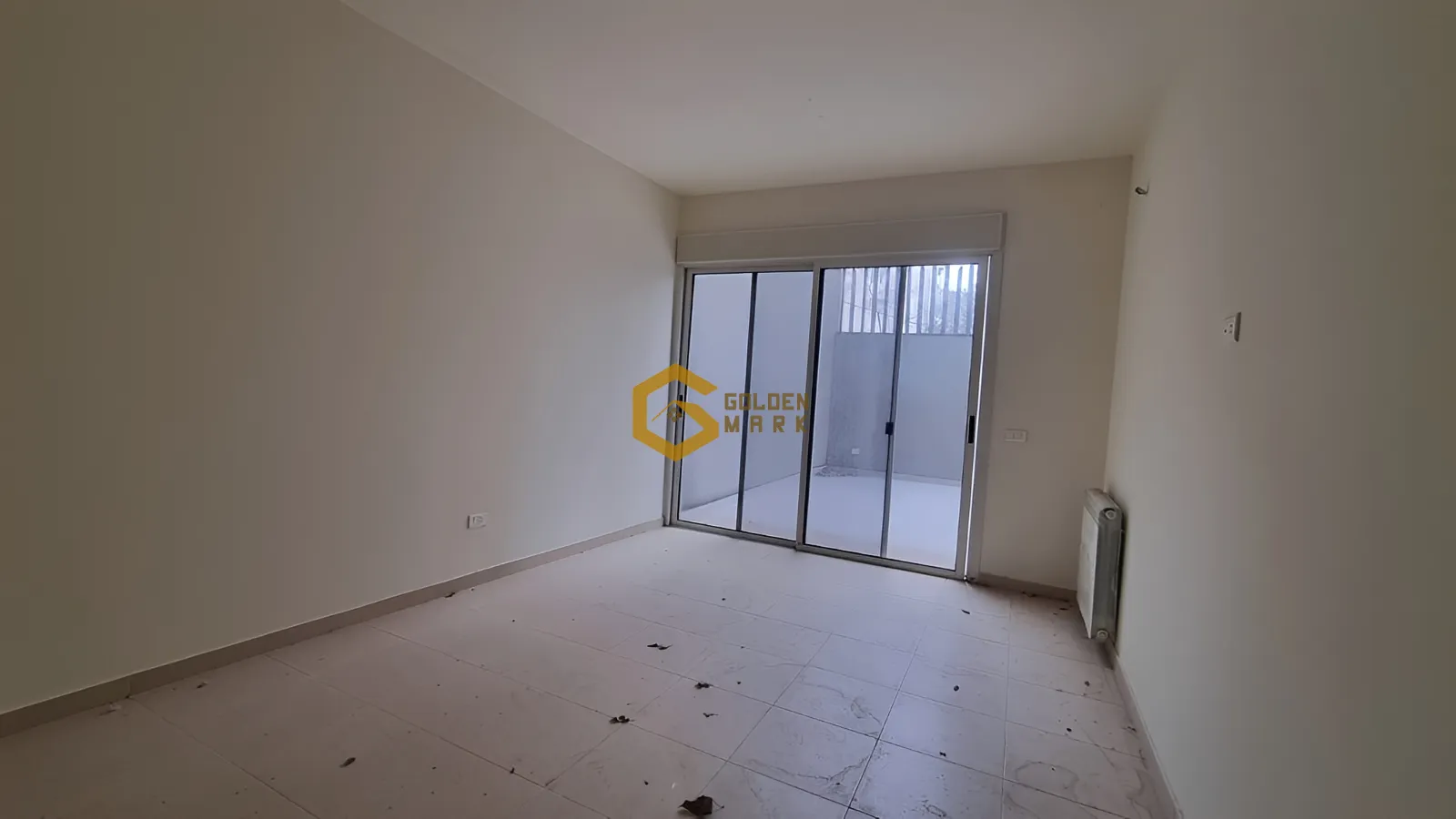Apartment for Sale in Ain Aar