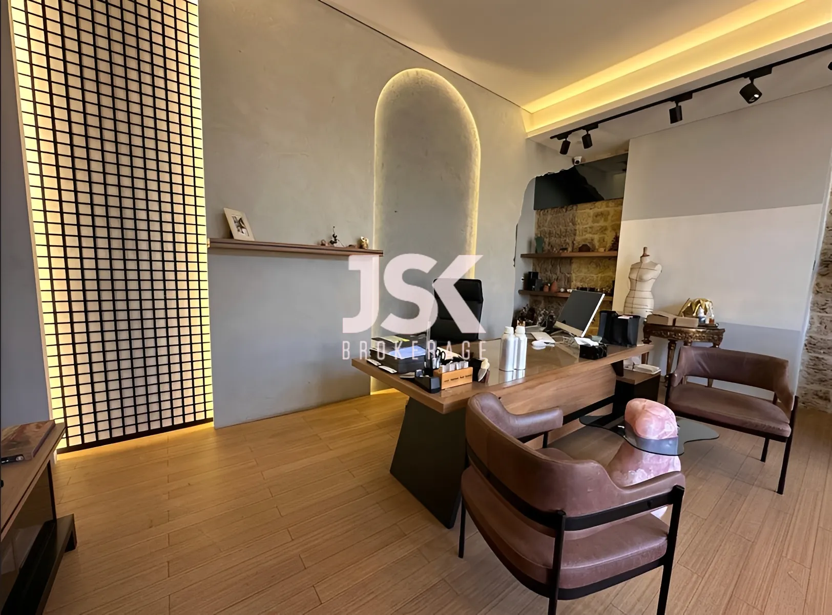 Office for Rent in Downtown