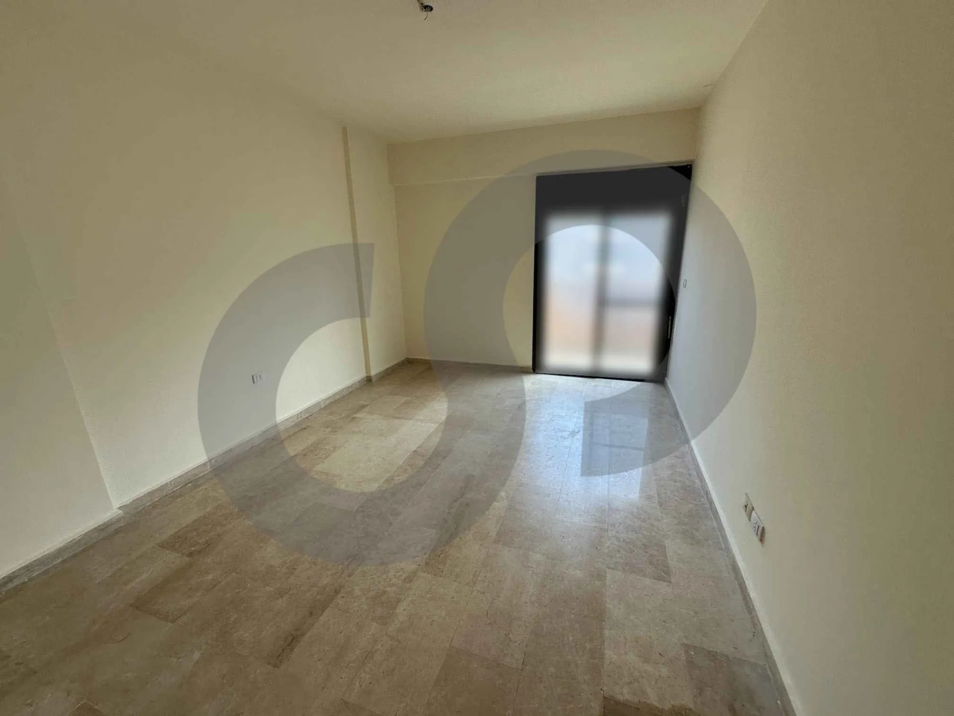 Commercial Property for Rent in Mina