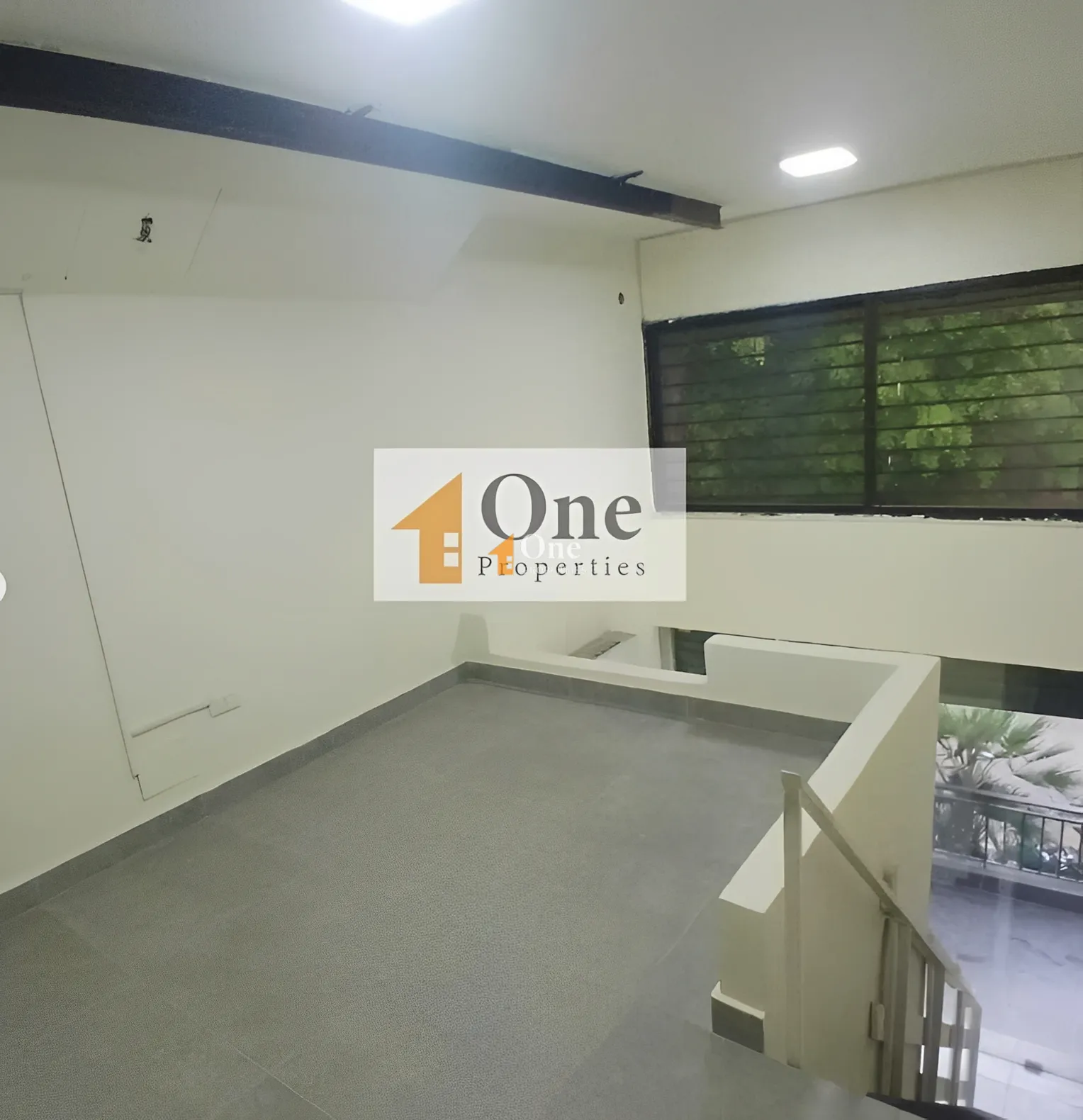Shop for rent in Horch Tabet