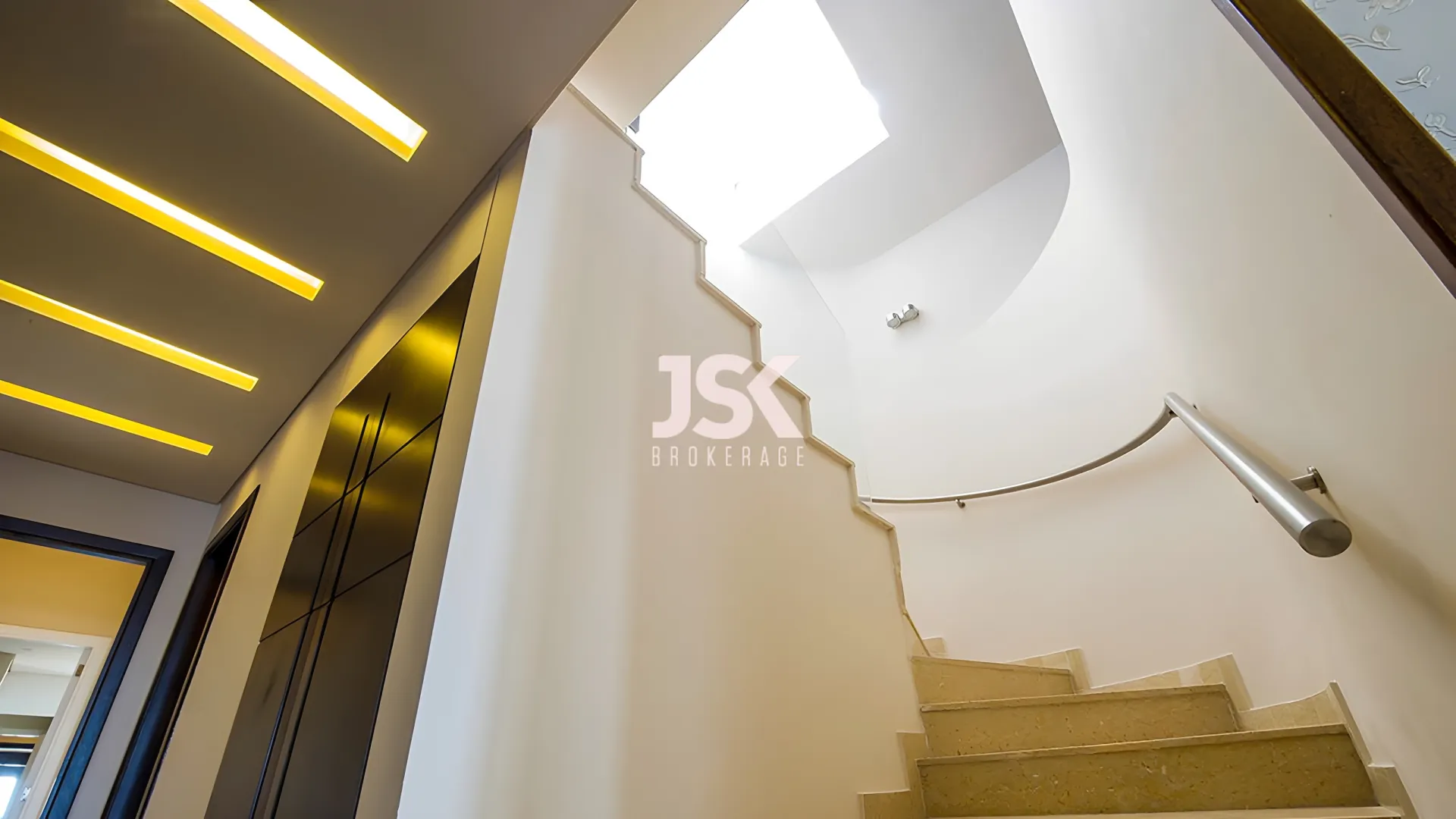 Duplex for Sale in Bsalim