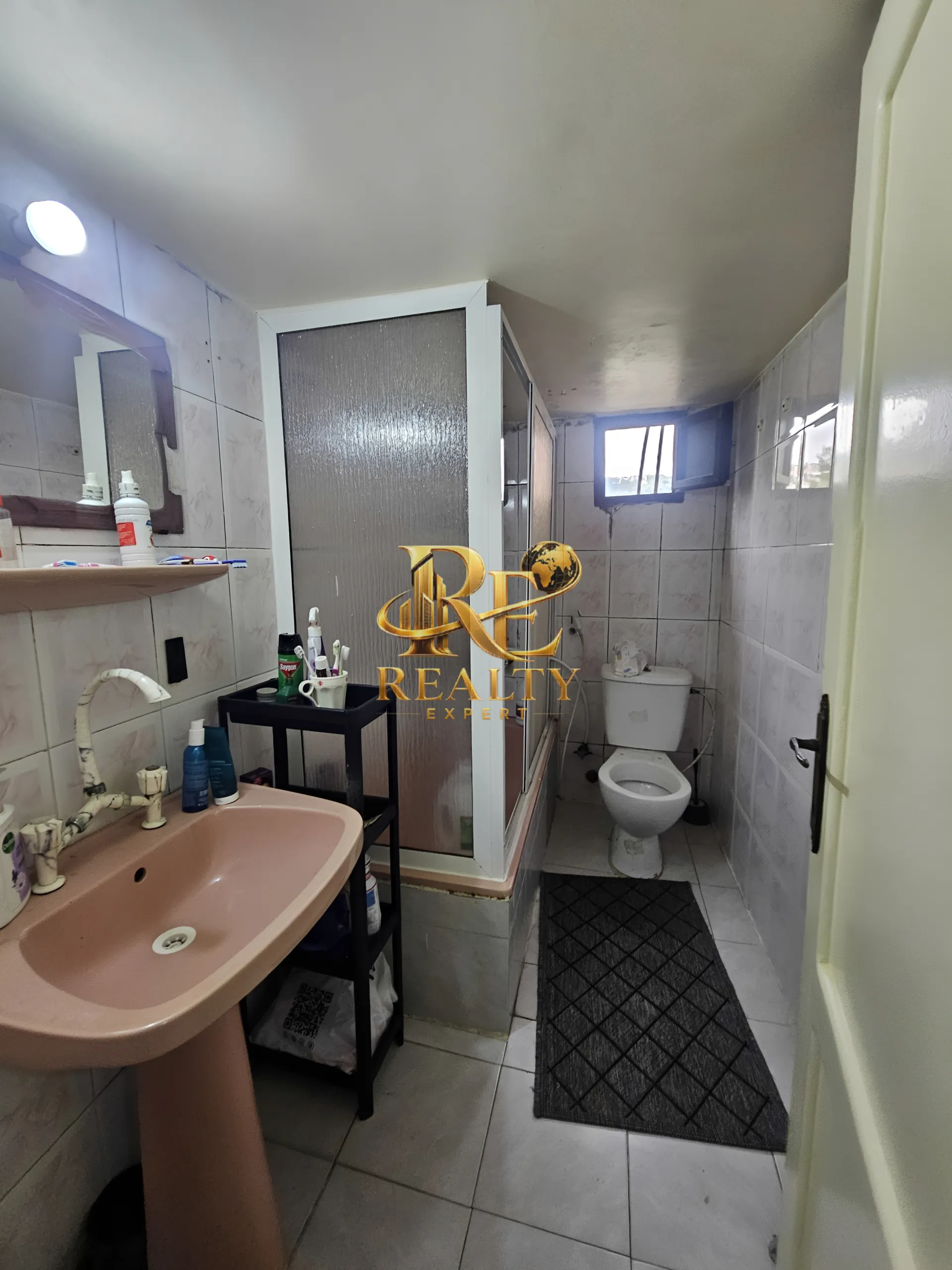 Apartment for sale in Chouaifet El Aamroussieh