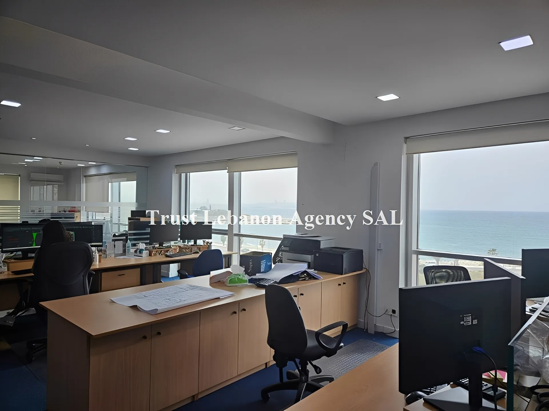 Office for rent in Metn, Dbayeh