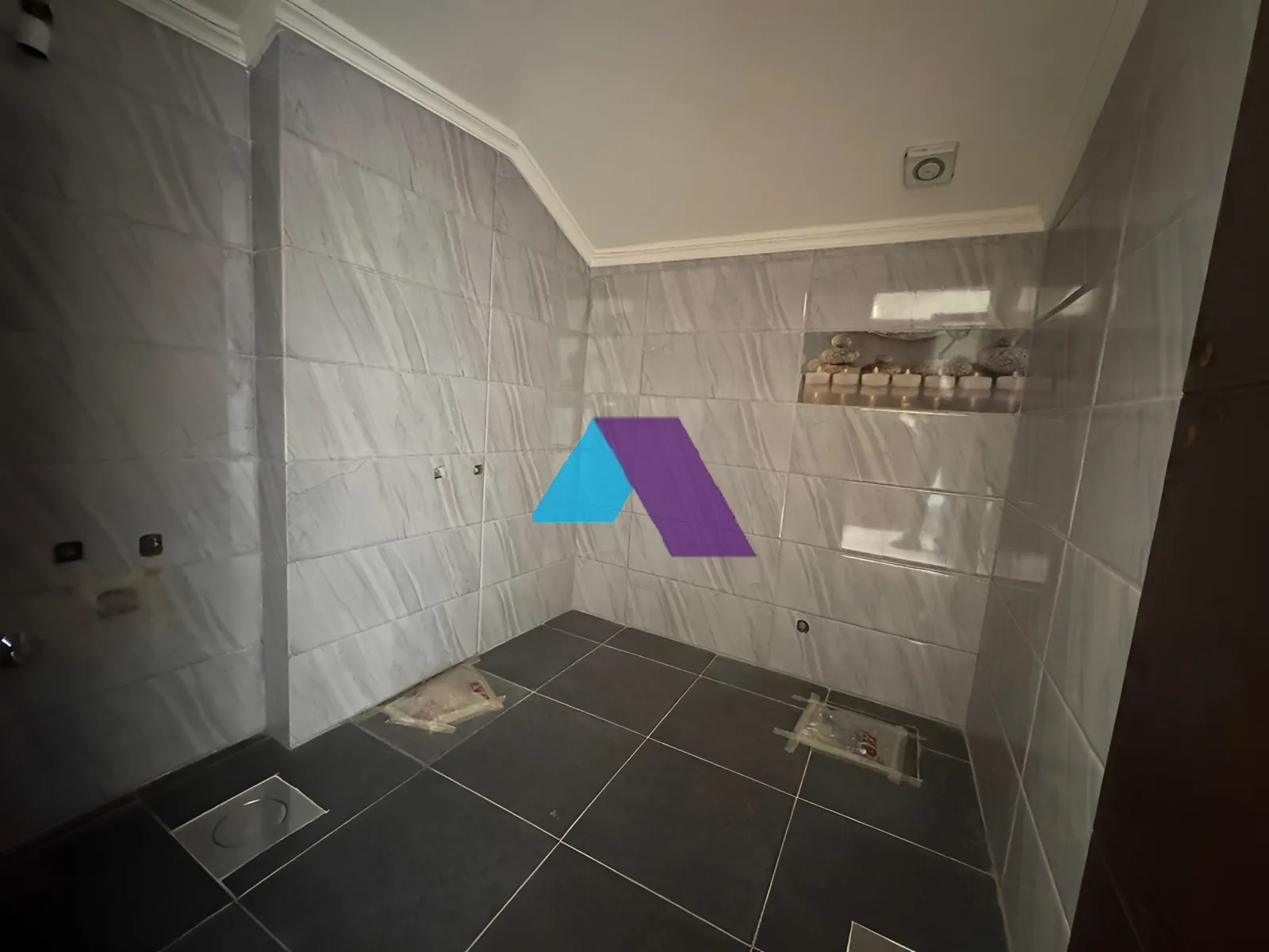 Apartment for Sale in Jdayel - 3 bed, 3 bath