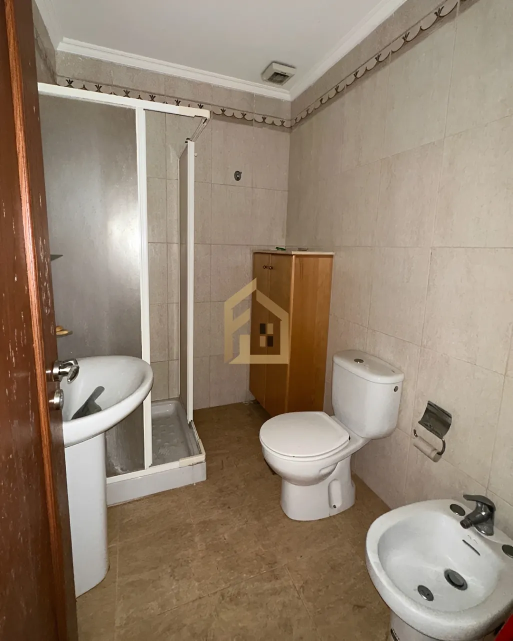 Apartment for sale in Manara
