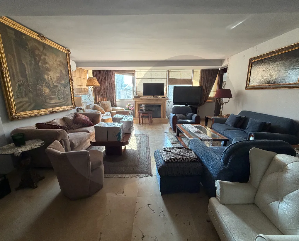Apartment for Sale in Hamra