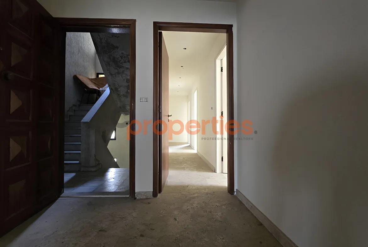 Apartment for Sale in Forn El Chebbak