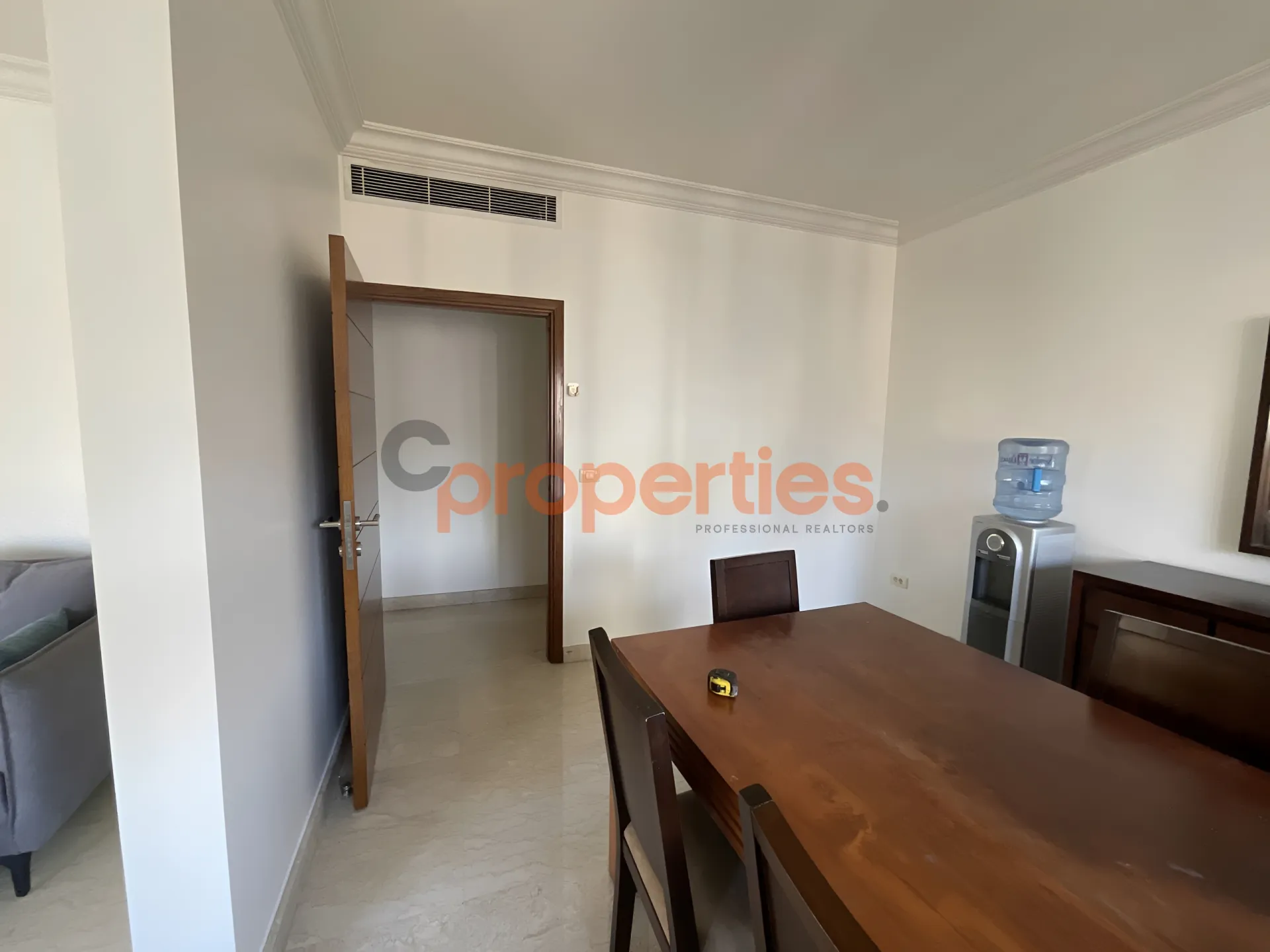 Apartment for Rent in Remeil